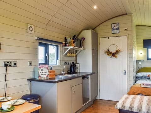 Kitchen | Haul Y Bore - Blaenplwyf Shire Pods, Lampeter Cambrian mountains