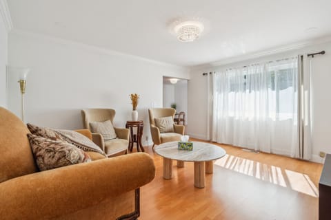 Architecture, Building, Furniture, Indoors, Living Room