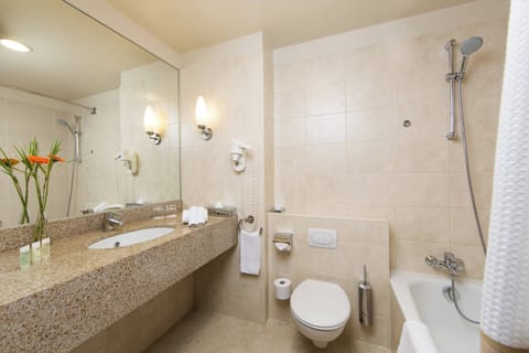 Free toiletries, hair dryer, towels