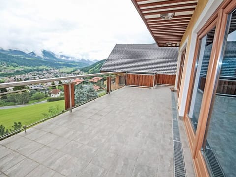 Cloud, Property, Sky, Building, Plant, Wood, Grass, Slope, Real Estate, Leisure