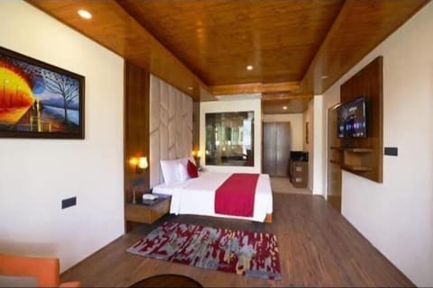 Family Suite, Balcony, Valley View | In-room safe, laptop workspace, blackout drapes, iron/ironing board