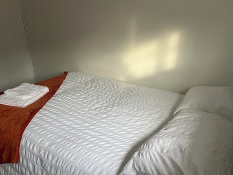 Double Room | Laptop workspace, iron/ironing board, free WiFi