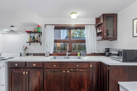 Apartment | Private kitchen | Electric kettle