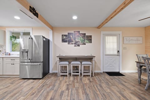 Seating for 3 more at Breakfast Bar