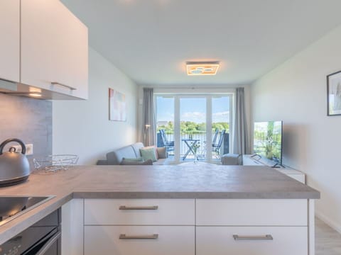 Sky, Shade, Land Lot, Cottage, Siding, Facade, Residential Area, Landscape, Roof, Grass