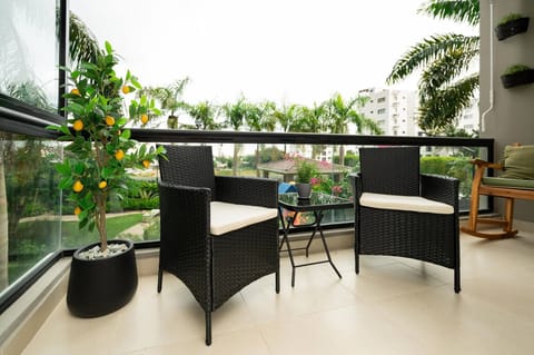 Apartment, 3 Bedrooms, Balcony, Garden View | Terrace/patio