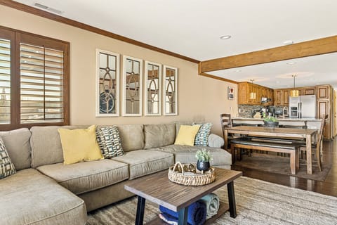 Living and dining area