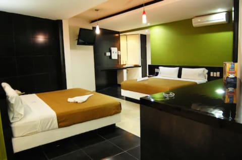 Standard Double Room | Desk, free WiFi, bed sheets