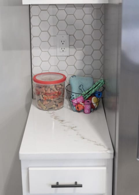 Pampering your pup with gourmet dog treats during their stay!