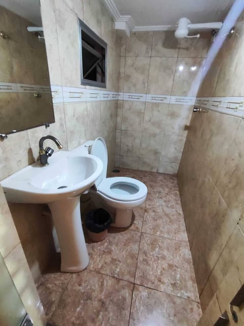 Triple Room | Bathroom | Shower, rainfall showerhead, soap, toilet paper