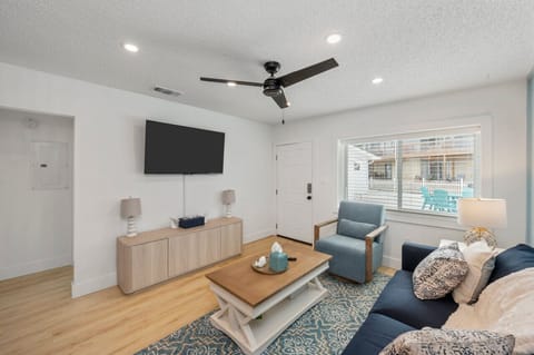 Bringing the outside in – the perfect place to relax and enjoy the view.