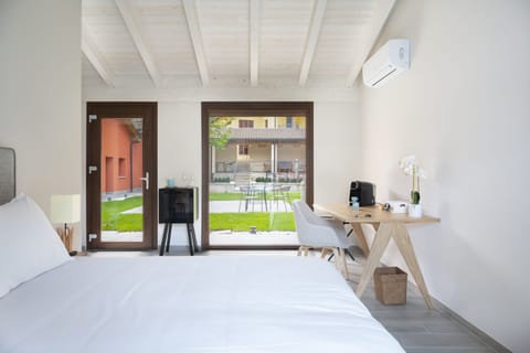 Superior Room | In-room safe, desk, laptop workspace, iron/ironing board