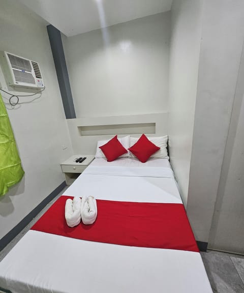 Standard Double Room, 1 Double Bed, Non Smoking, Private Bathroom | Free WiFi