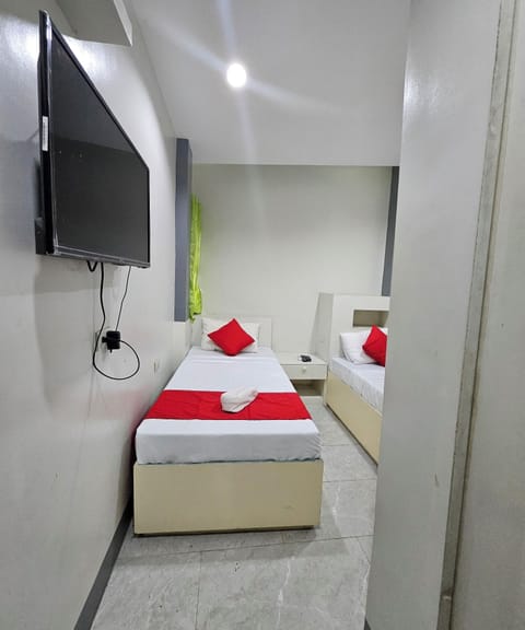 Comfort Twin Room, 2 Twin Beds, Non Smoking, Private Bathroom | Free WiFi