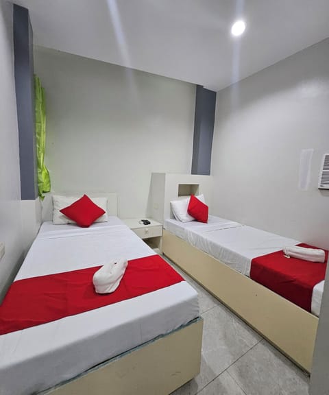 Comfort Twin Room, 2 Twin Beds, Non Smoking, Private Bathroom | Free WiFi