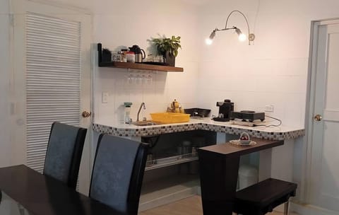 Comfort Apartment, Balcony, City View | Private kitchen