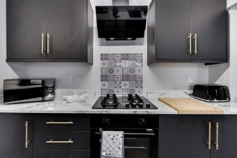 Fully Fitted Kitchen with everything you need to enjoy a lovely stay.