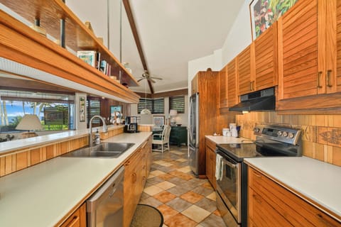 Ample counterspace for preparing family dinners