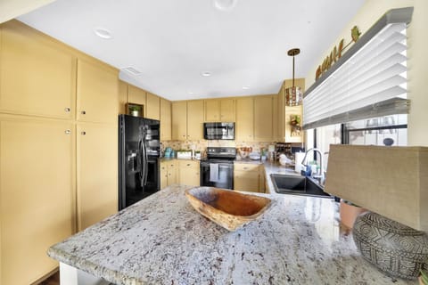 Fully outfitted kitchen