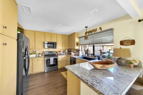 Fully outfitted kitchen