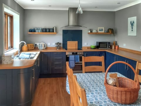 Kitchen/diner | Seaview, All Orkney Islands