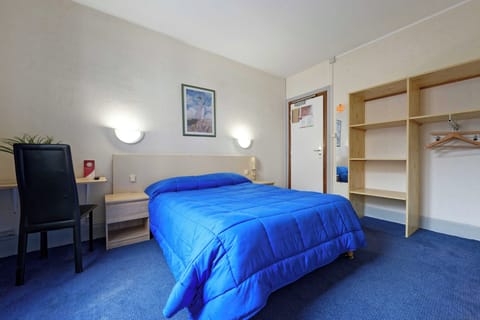 Classic Double Room | Free WiFi, bed sheets