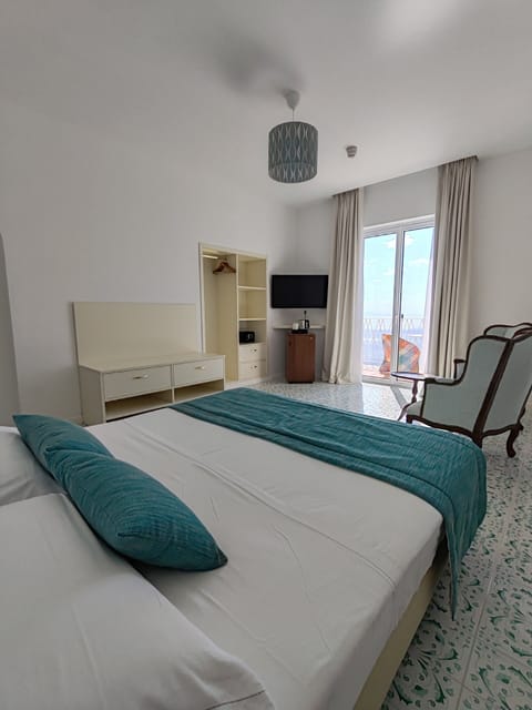 Classic Double or Twin Room, Sea View, Tower | Minibar, in-room safe, free WiFi, bed sheets