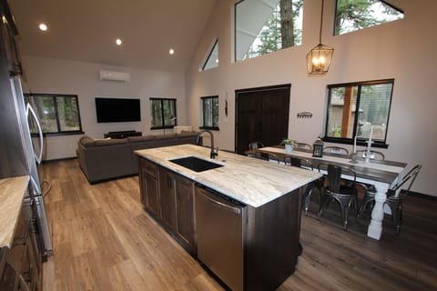 Beautiful kitchen island, fully stocked