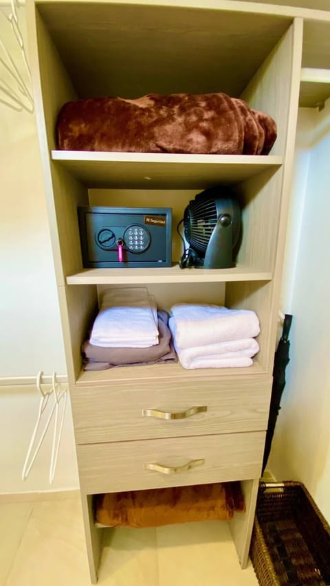 House, 1 Bedroom, Smoking, Balcony | 1 bedroom, soundproofing