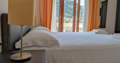 Classic Double Room, Garden View | Premium bedding, down comforters, memory foam beds, free minibar