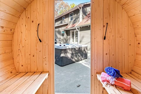 Sauna and Hot Tub