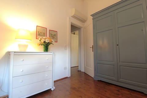 Autumn, Bedroom, Spring, Summer, Winter