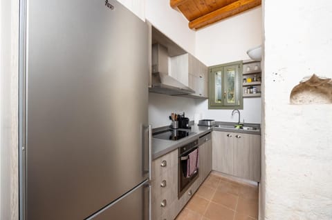 Main building: Equipped kitchen