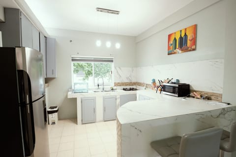 Triple Room, Sea View | Private kitchen