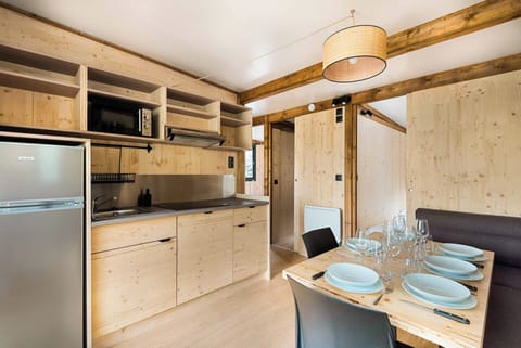 Chalet 3 Camere Da Letto | Private kitchen | Highchair