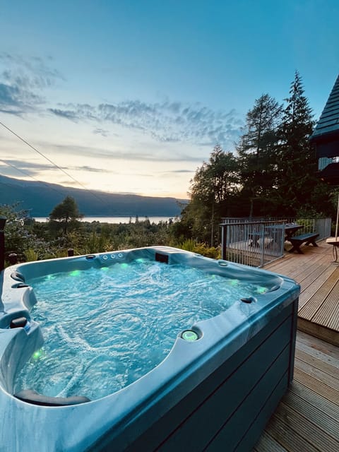 Private hot tub