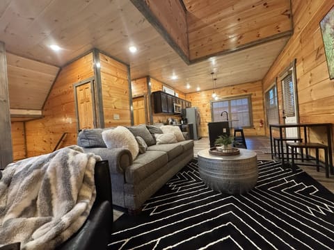 Open concept family room/kitchen