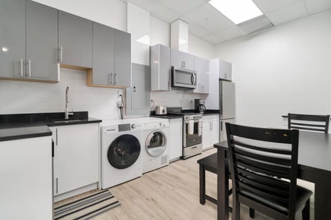 Comfort Apartment | Private kitchen | Fridge, microwave, stovetop, dishwasher