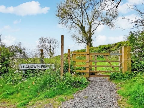 Local Area | Oystercatcher Cottage, Llangwm, near Haverfordwest