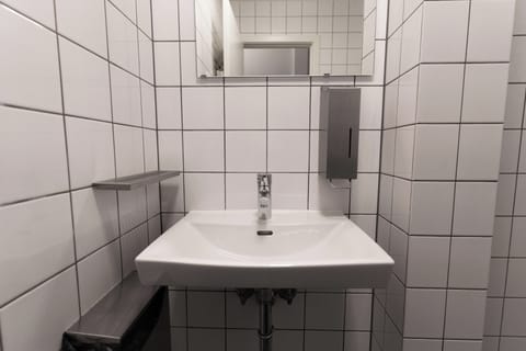 Shower, toilet paper