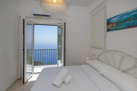 Classic Room, Balcony, Sea View | Desk, iron/ironing board, free WiFi