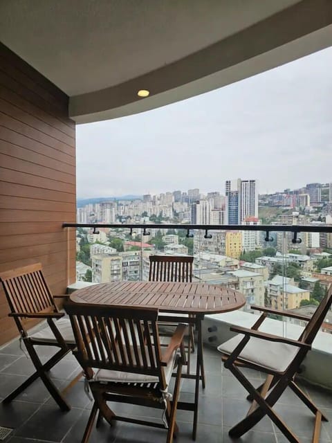 Standard Apartment, Garden View | Terrace/patio