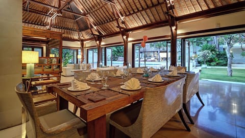 Luxury Villa, Pool View | 5 bedrooms, in-room safe