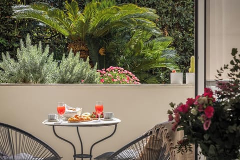 Deluxe Apartment, Garden View | Garden view