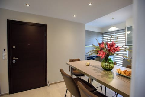 Family Apartment | Dining room