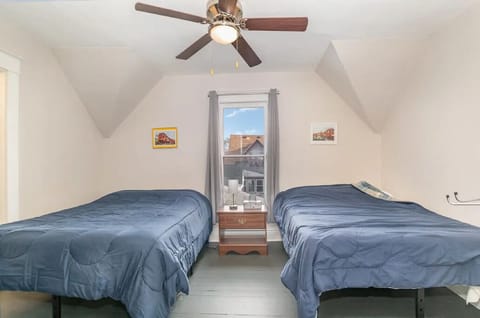 Bedroom #2- 2 Full Size Beds