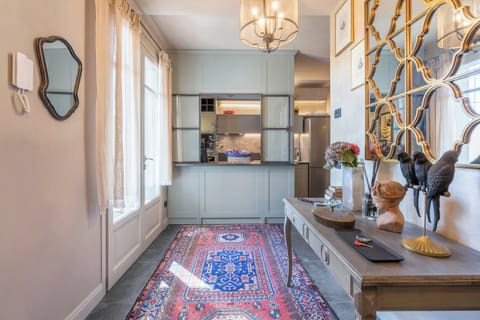 Apartment, Balcony, City View | Private kitchen | Fridge, microwave, oven, stovetop