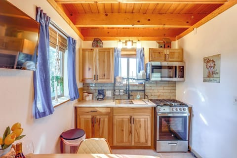 Apartment (0 Bedroom) | Interior