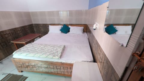 Deluxe Double Room, City View | Free WiFi, bed sheets