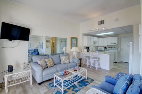 Studio | Living area